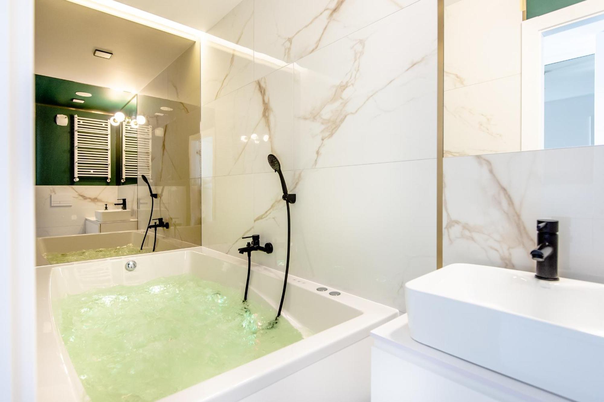 Super-apartamenty Vip Jacuzzi Iii Poznan