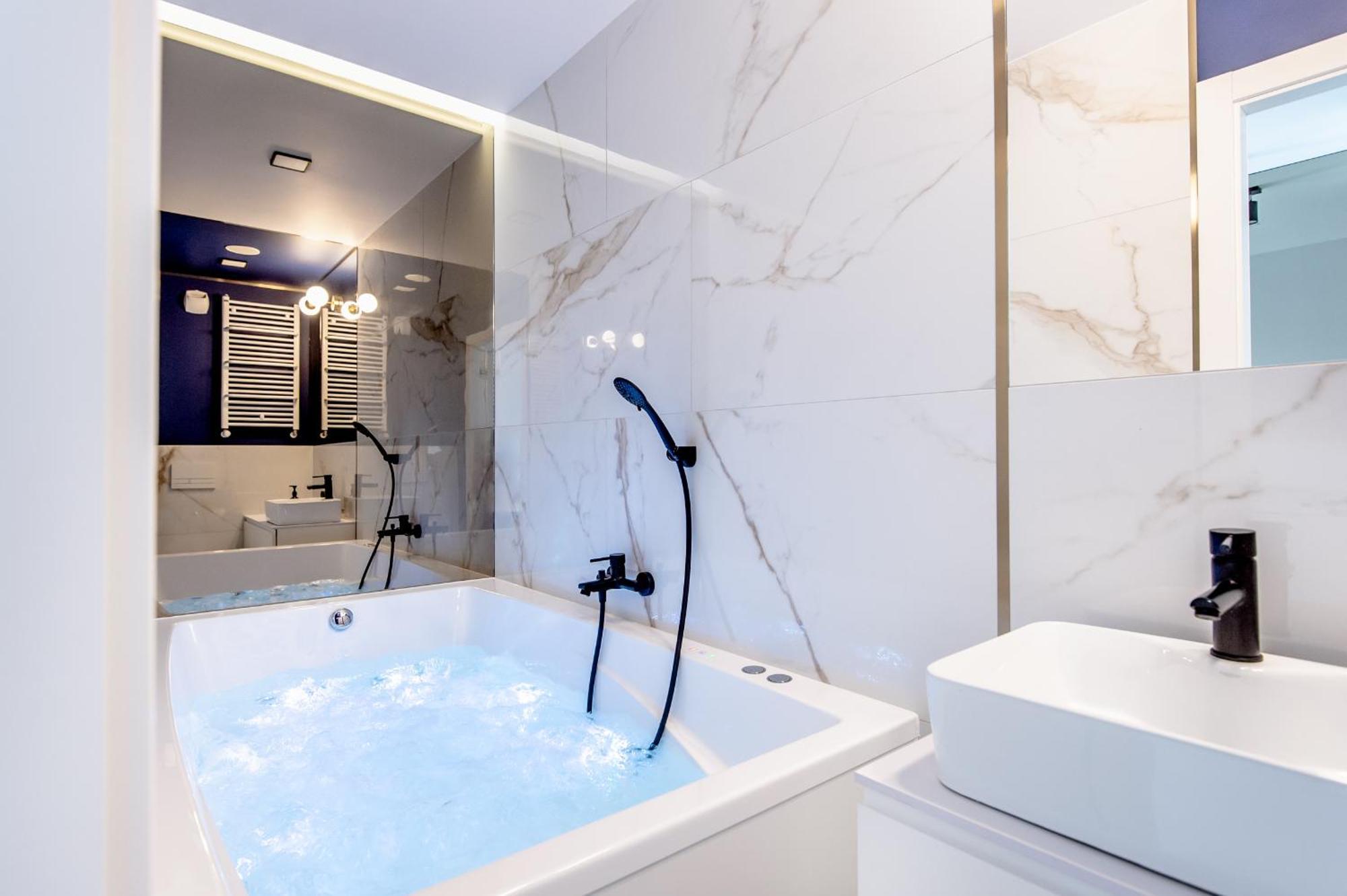 Super-apartamenty Vip Jacuzzi Iii Apartment *
