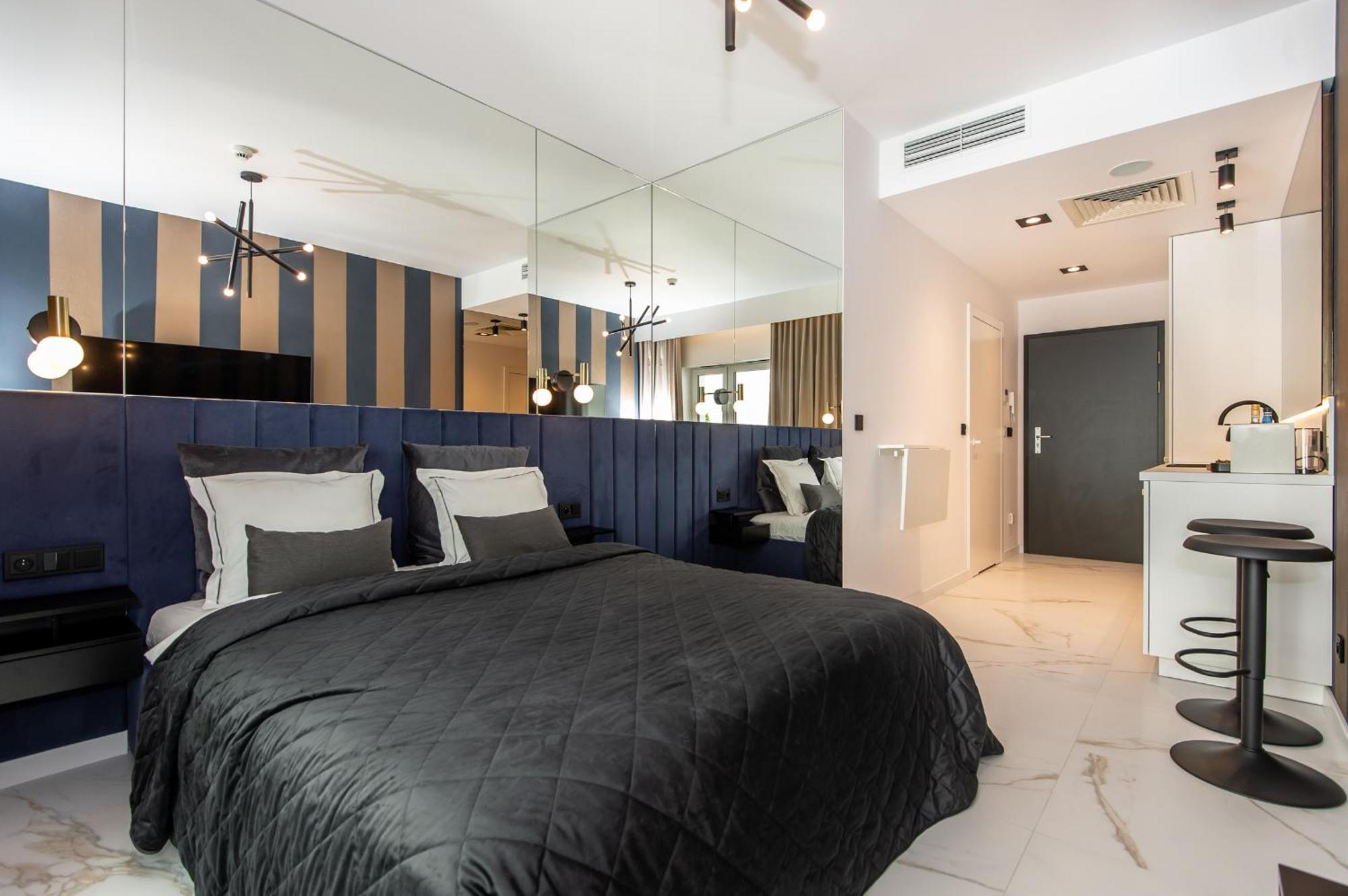 Super-apartamenty Vip Jacuzzi Iii Apartment *
